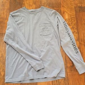 Men’s vineyard vines long sleeved T-shirt